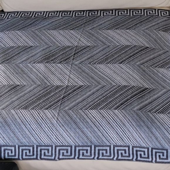 Greek Key Pashmina 100% Cashmere Women NEW - Picture 4 of 13